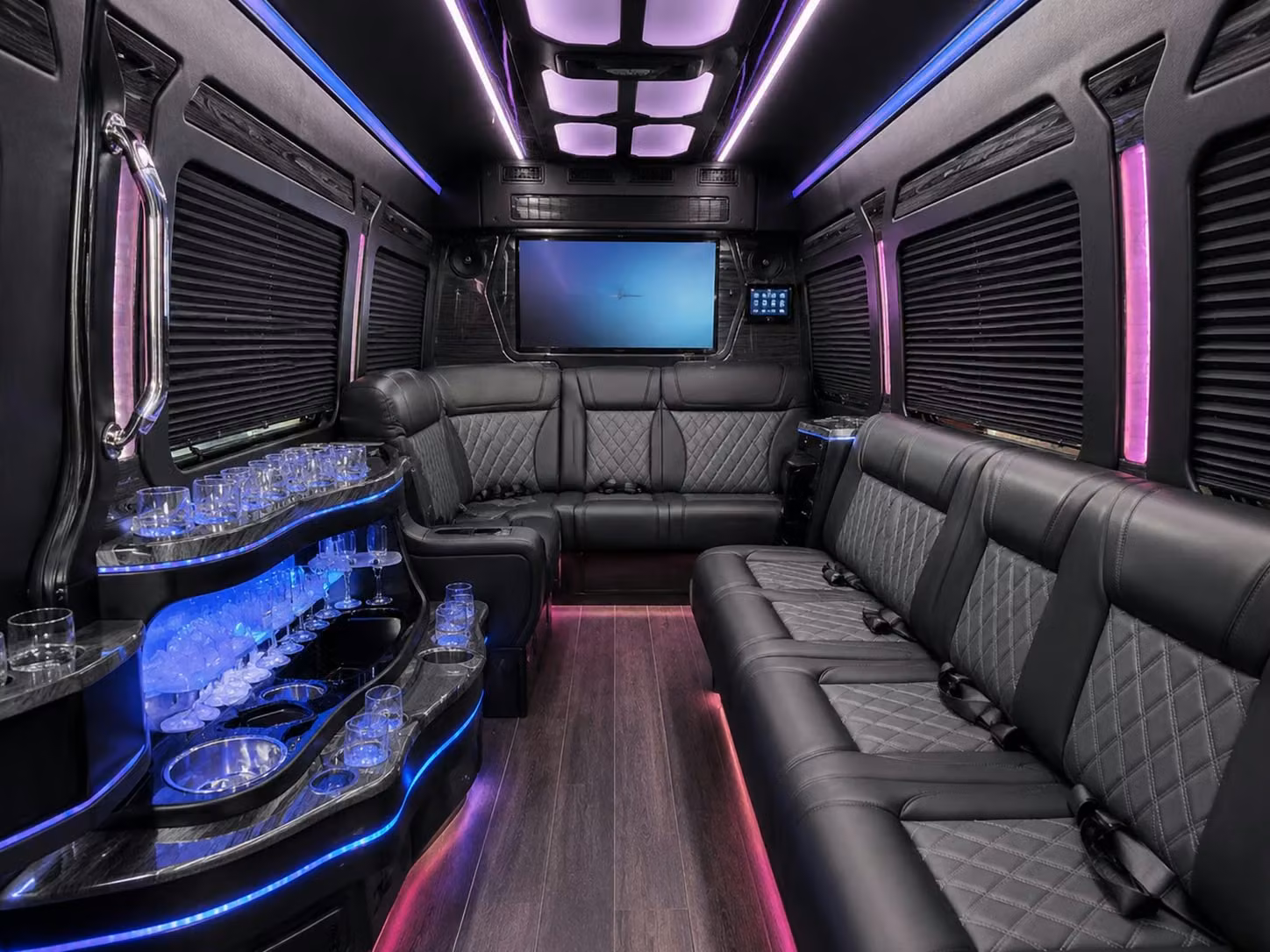 sprinter vans and small group buses for stamford elementary school field trips